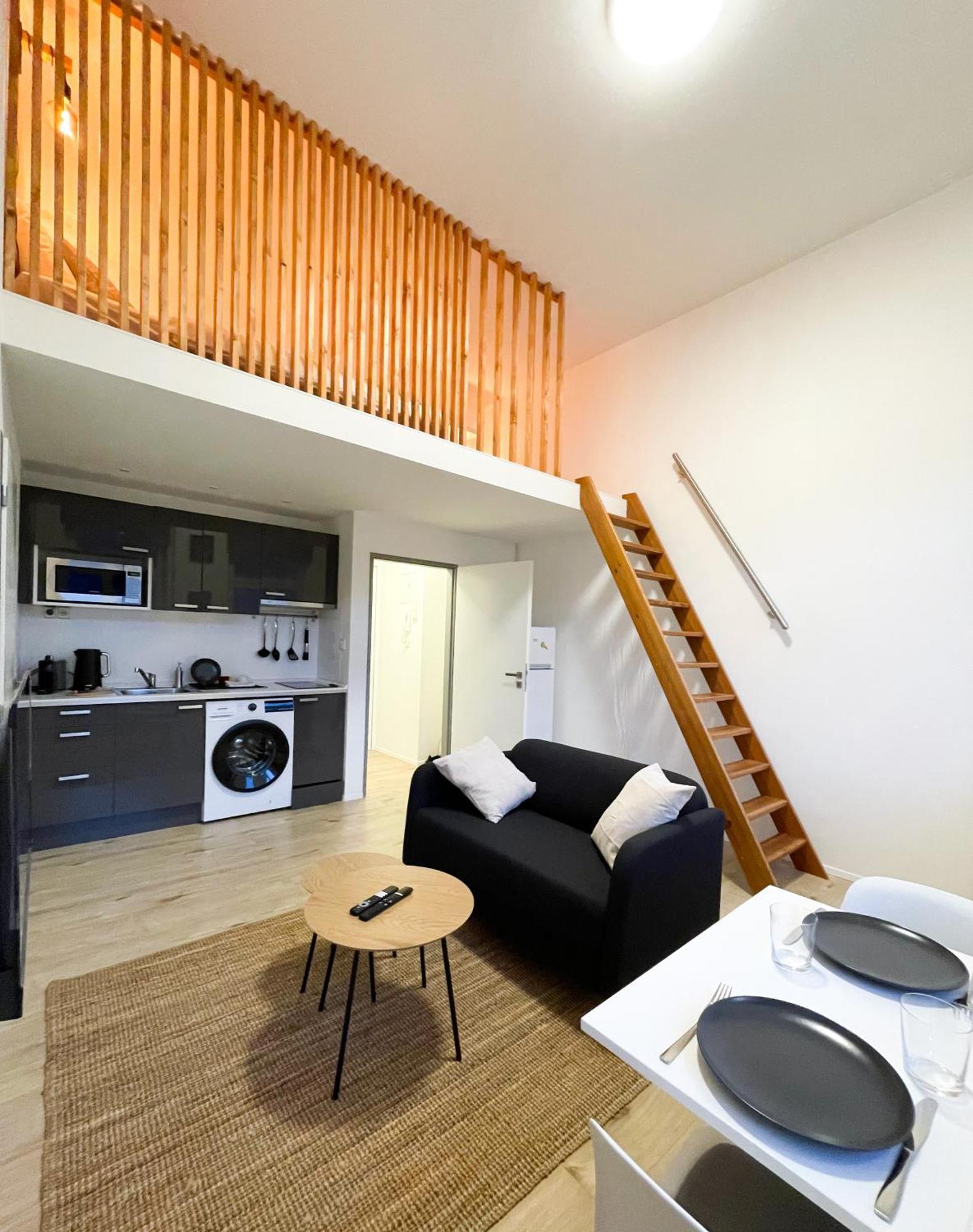 Loft Maniny By Urban Apartments Prag Eksteriør billede